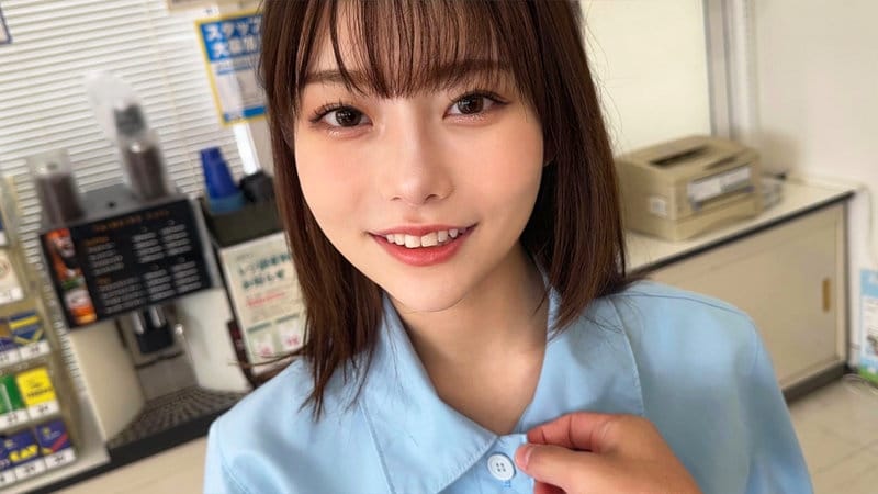 smjx016/コンビニバイトの彼女と深夜の店内で内緒でイチャイチャフェラ抜き後接客、中出しエロ動画【西野たえ】
