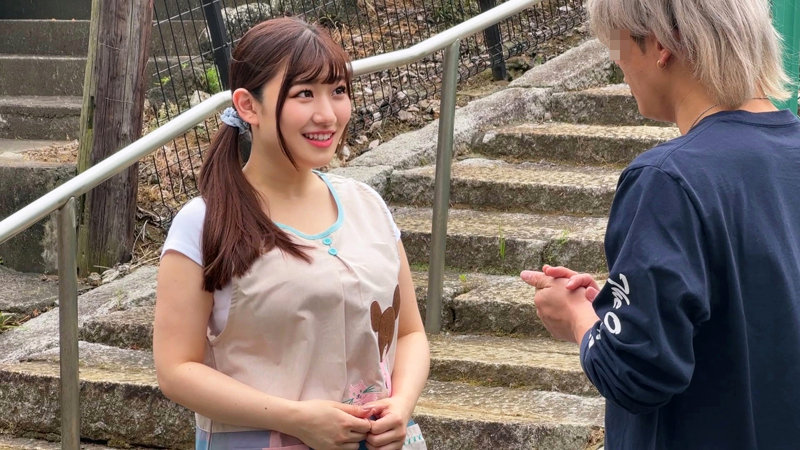 smjs180/押しに弱いHカップ爆乳保育士さんにお願いして中出しさせてもらうエロ動画【小梅えな】